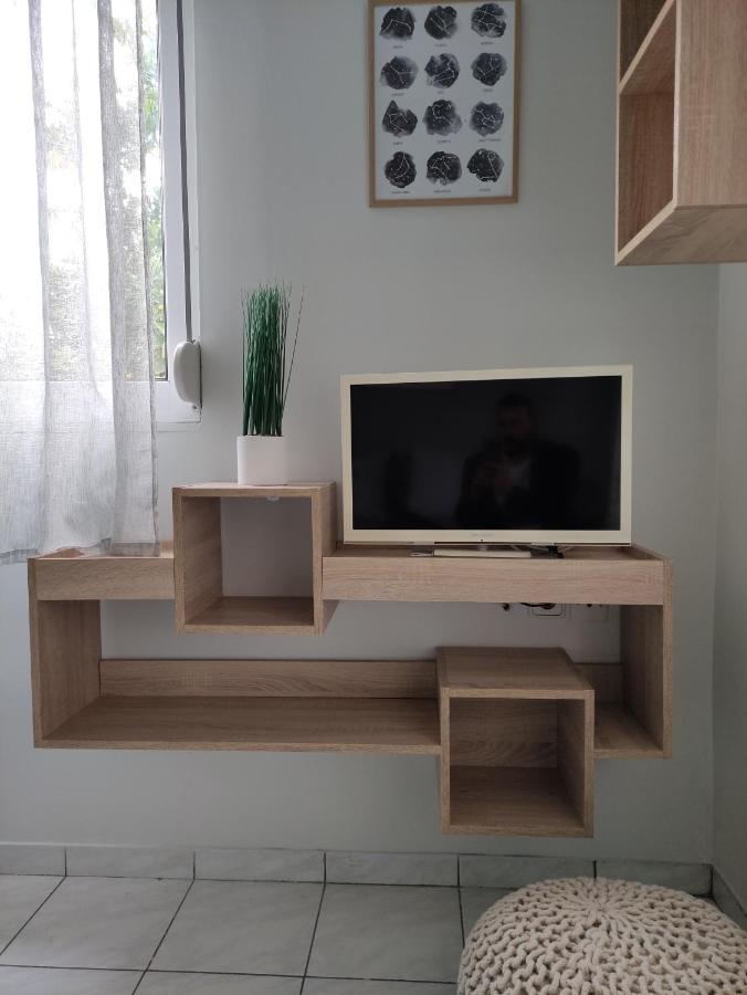 D&D Studio Apartment Pyrgos  Exterior photo